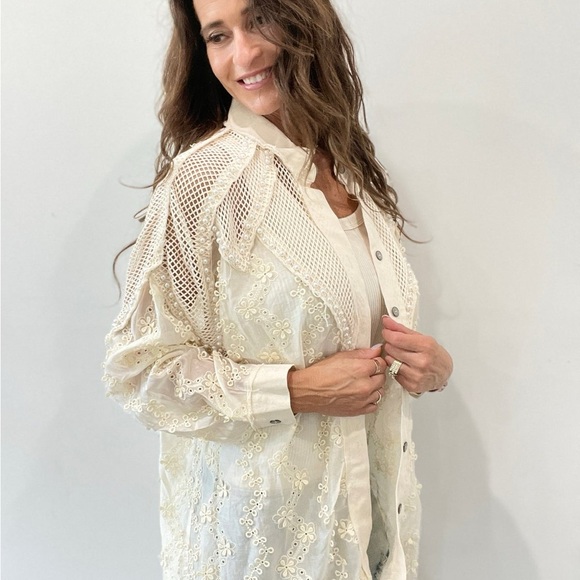 Porter Collective Cream Lace & Pearl Oversized Balloon Sleeve Shirt Size M - Picture 4 of 15